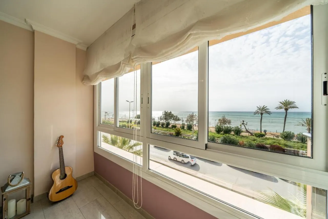 Homeholidaysrentals Seaview - Costa Barcelona Pineda de Mar Spain
