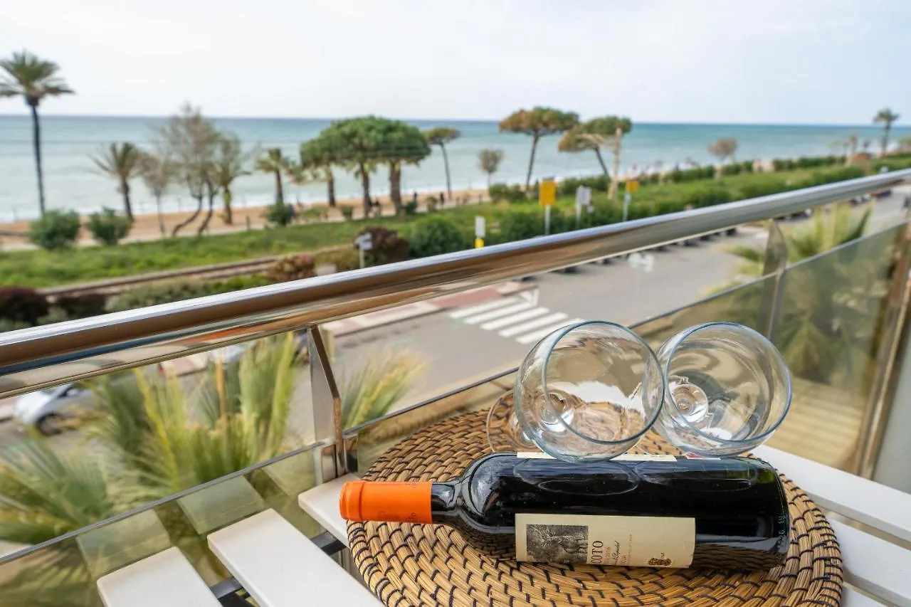 Homeholidaysrentals Seaview - Costa Barcelona Pineda de Mar