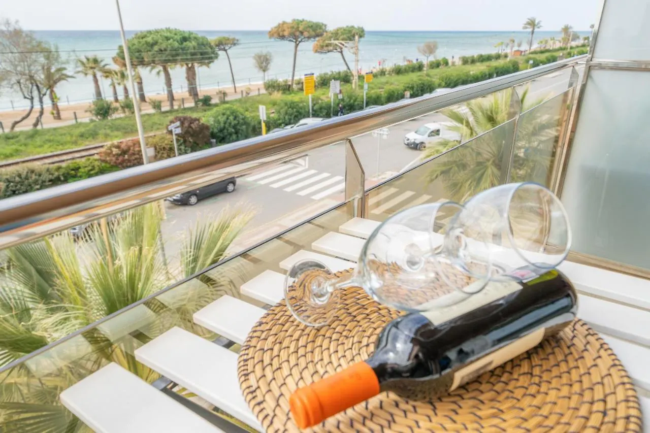 Homeholidaysrentals Seaview - Costa Barcelona Pineda de Mar Apartment